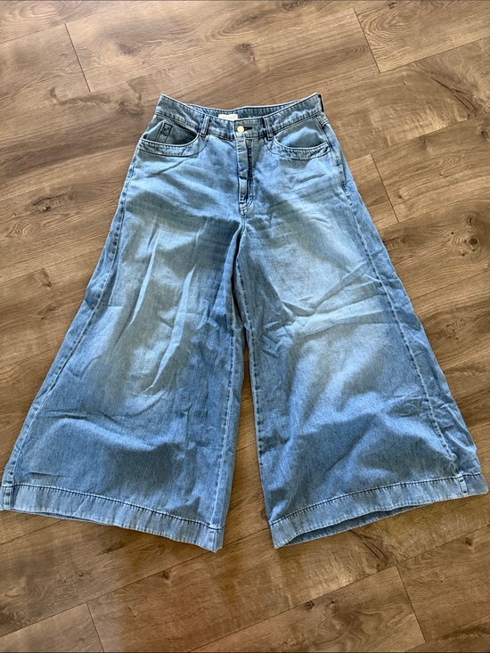 Pilcro Denim - Pilcro Wide-Leg Light Blue Denim Jeans